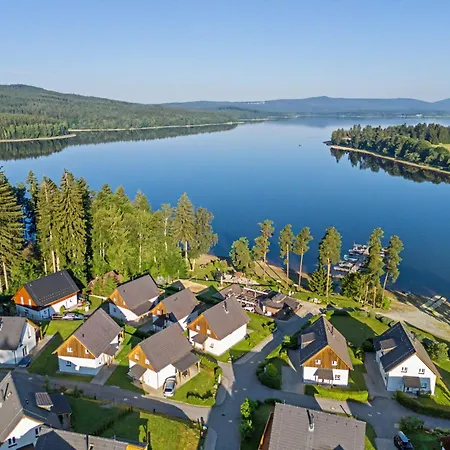 Lakeside Lipno Club *